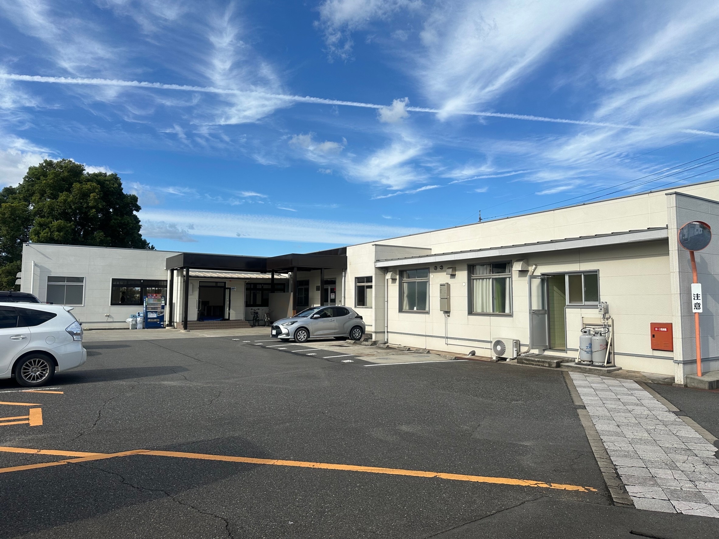 岡山市南区Y社　屋根遮熱塗装　外壁ラジカル塗装